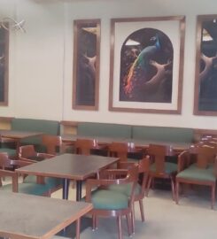 Saras Che Gujarati Thal